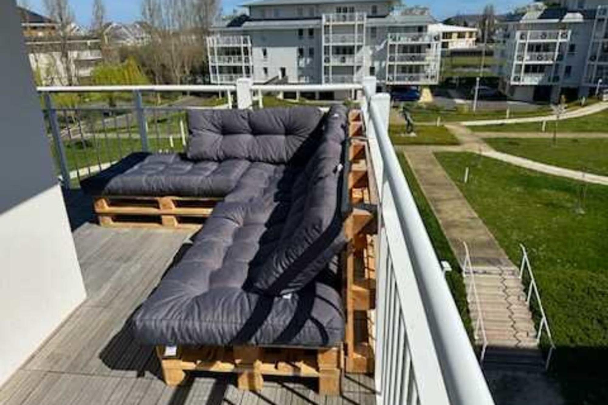 Appartement Conquistar - Welkeys กาบูร์ก ภายนอก รูปภาพ